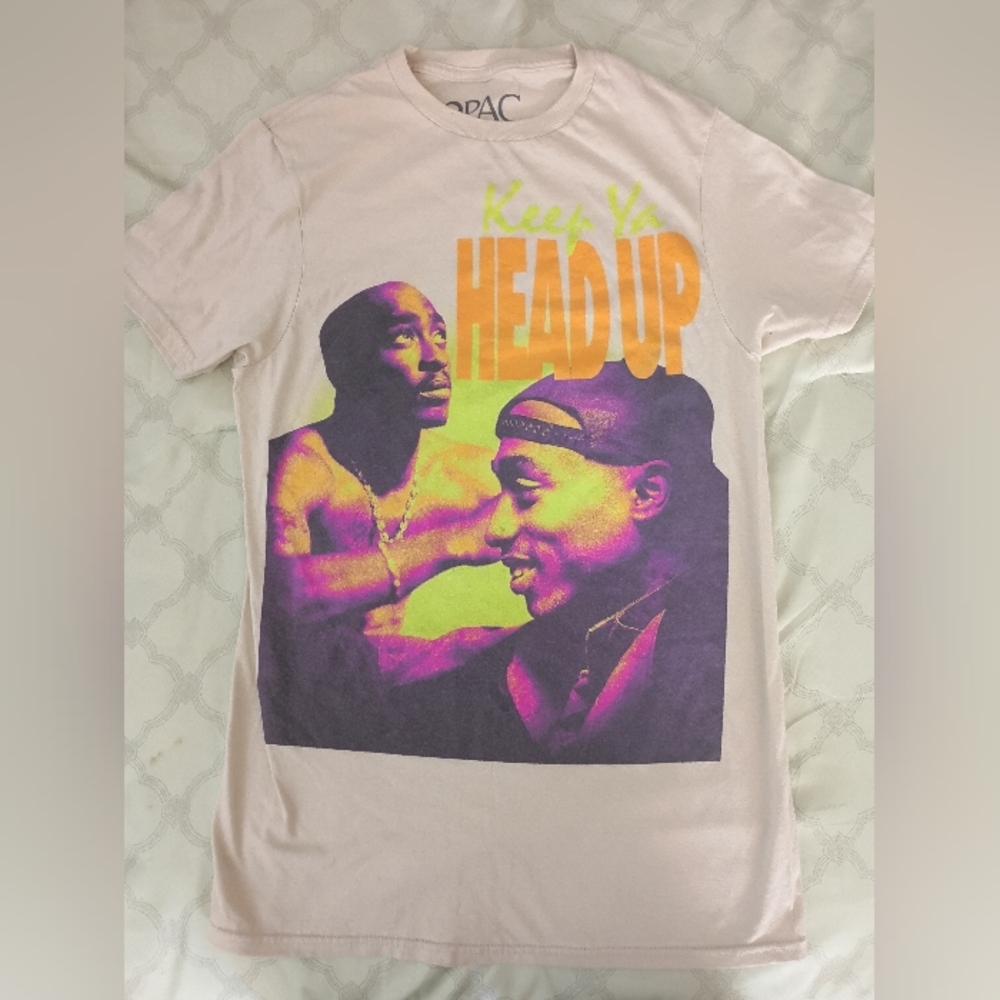 Keep Ya Head Up Graphic Tee - Pink